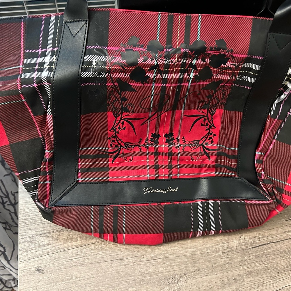 Victoria’s Secret Tote